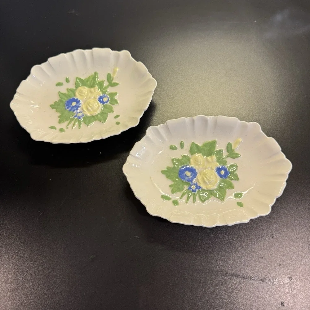 Vintage Hand Painted Trinket Dish Floral 2 Scalloped‎ Blue Green Yellow Flowers